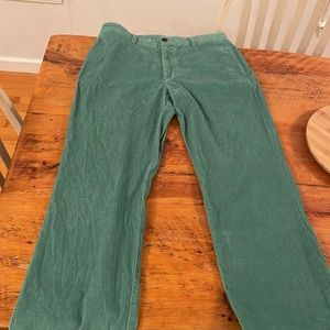 Vineyard Vines fine wale cords